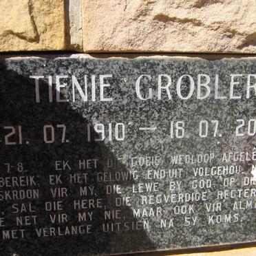 GROBLER Tienie 1910-2006