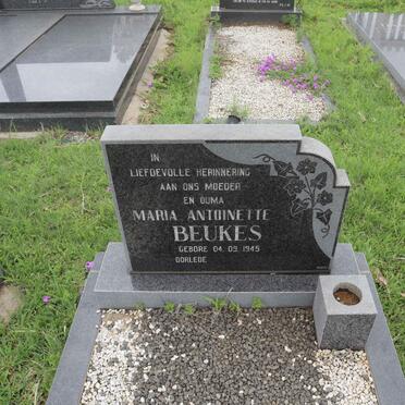BEUKES Maria Antoinette 1945-
