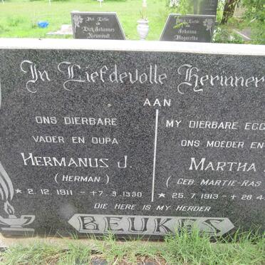 BEUKES Hermanus J. 1911-1990 &amp; Martha M. RAS 1913-1989