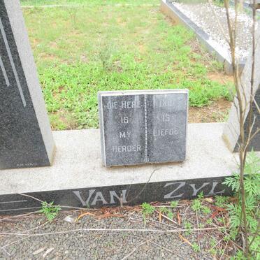 ZYL Antonie M., van 1963-1988 &amp; Anna M.C. 1960-