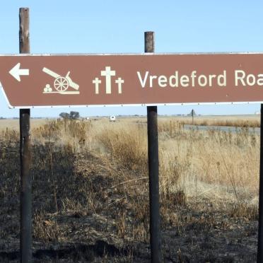 01. Vredeford Road