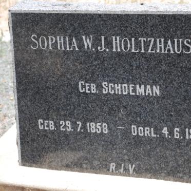 HOLTZHAUSEN Sophia W.J. nee SCHOEMAN 1858-1923