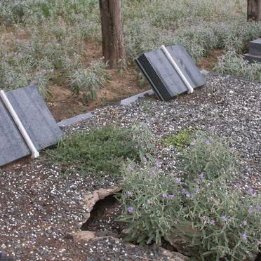 LOUW J.J. 1919-1970 &amp; Hester 1921-1970