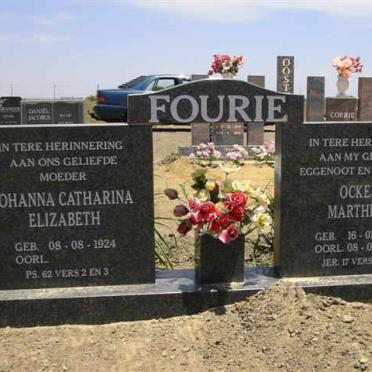FOURIE Ockert Marthinus 1921-200? &amp; Johanna Catharina Elizabeth 1924-