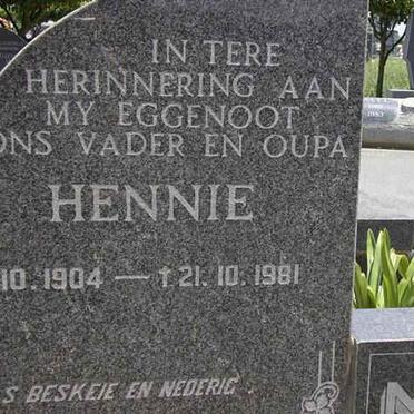 MEYER Hennie 1904-1981