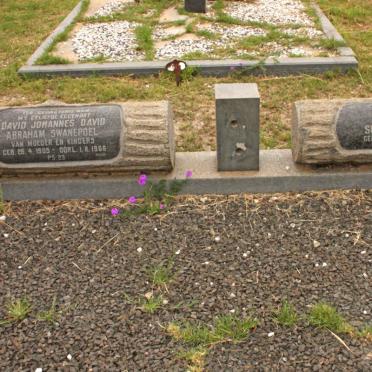 SWANEPOEL David Johannes David Abraham 1909-1966 &amp; Maria Clodina Susanna 1909-1977