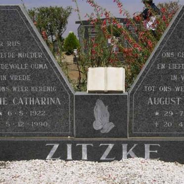 ZITZKE August Franz 1922-1989 &amp; Elsie Catharine 1922-1990
