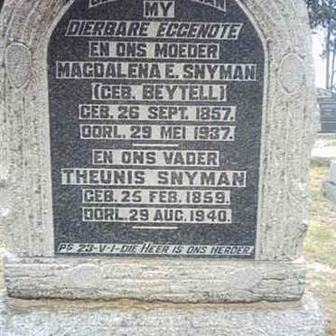 SNYMAN Theunis 1859-1940 &amp; Magdalena E. BEYTELL 1857-1937