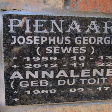 PIENAAR Josephus George 1959-2012 &amp; Annalene DU TOIT 1960-