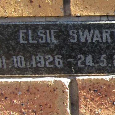 SWART Elsie 1926-2006