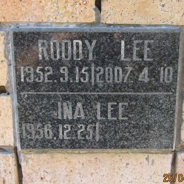 LEE Roddy 1952-2007 &amp; Ina 1956-