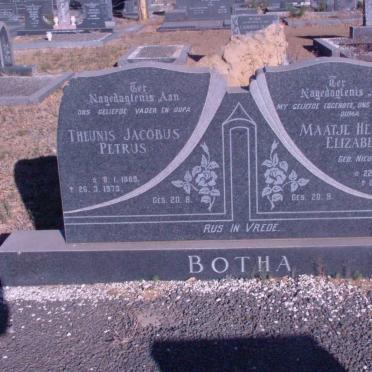 BOTHA Theunis Jacobus Petrus 1889-1973 &amp; Maatje Hester Elizabeth NIEUWOUDT 1896-1968