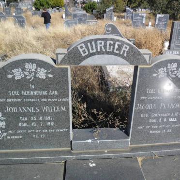 BURGER Johannes Willem 1897-1981 &amp; Jacoba Petronella GERTENBACH 1911-1985