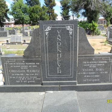 HEEVER Christiaan Mauritz, van den 1906-1972 &amp; Susanna Maria J.v. RENSBURG 1910-1983
