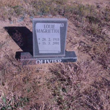OLIVIER Louie Magrietha 1915-2001