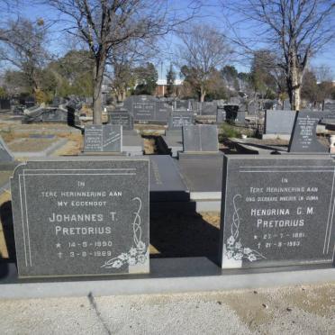 PRETORIUS Johannes T. 1890-1969 &amp; Hendrina C.M. 1891-1983