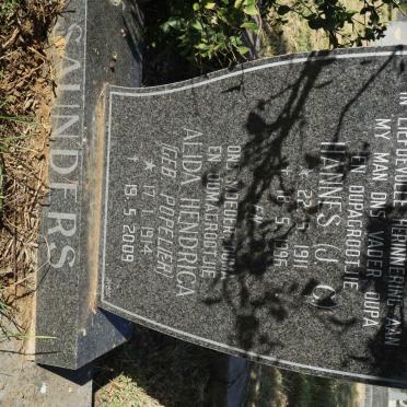 SAUNDERS J.C. 1911-1996 &amp; Alida Hendrica POPELIER 1914-2009