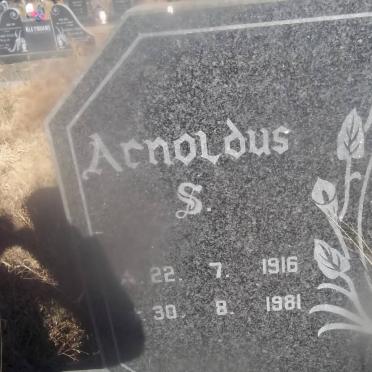? Arnoldus S. 1916-1981 &amp; Elizabeth C. 1923-1982         
