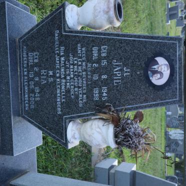 ? J.L. 1945-1998 &amp; M.S. 1948-2006