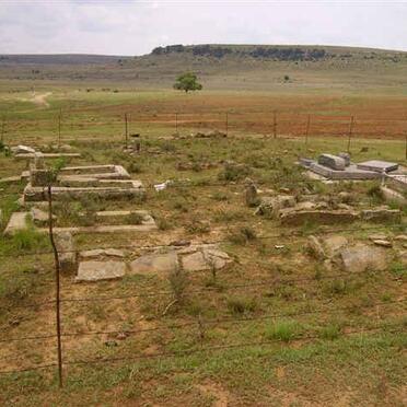 Free State, LINDLEY district, Kromdraai 75, farm cemetery