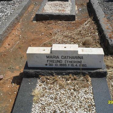 F - Vanne :: Surnames - F