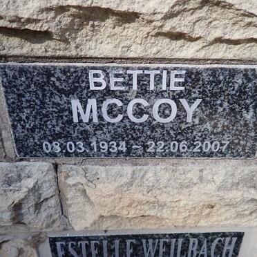 MCCOY Bettie 1934-2007