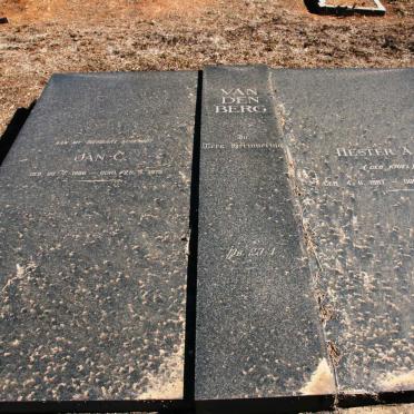 BERG Jan C., van den 1886-1973 & Hester A.H. KRIEL 1887-1943
