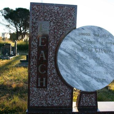 LEACH John Benjamin 1963-1993