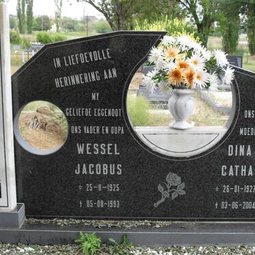 OOSTHUIZEN Wessel Jacobus 1925-1993 &amp; Dina Maria Catharina 1927-2004