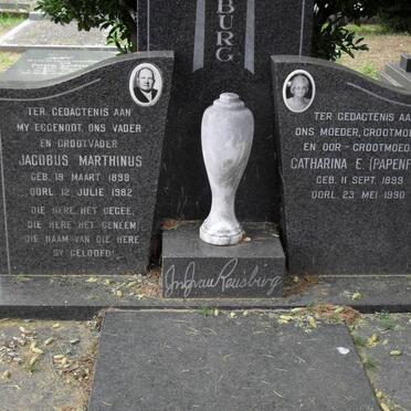 RENSBURG Jacobus Marthinus, jansen van 1898-1982 &amp; Catharina E. PAPENFUS 1899-1990