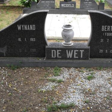 WET Wynand, de 1913-1999 &amp; Berha FOURIE 1913-1983