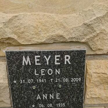 MEYER Leon 1941-2009 &amp; Anne 1935-