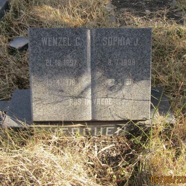 VERCUEIL Wentzel C. 1897-1978 &amp; Sophia J. 1898-1971