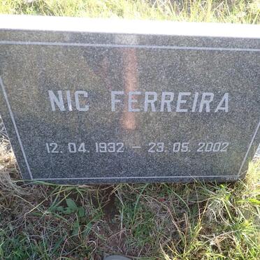 FERREIRA Nic 1932-2002