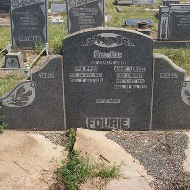 FOURIE Philippus 1866-1951 &amp; Anne Louise CREMER 1875-1972