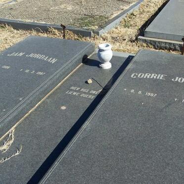 JORDAAN Johannes Hendrik Petrus 1908-1987 &amp;  Corrie UYS 1907-1978