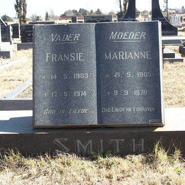 SMITH Fransie 1903-1974 &amp; Marianne 1905-1978