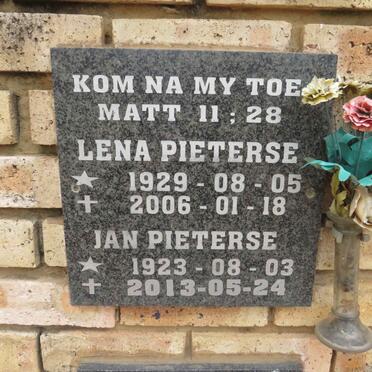 PIETERSE Jan 1923-2013 & Lena 1929-2006