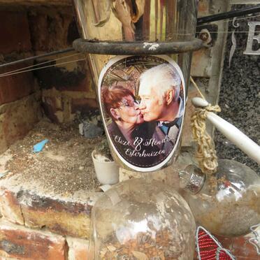 ESTERHUIZEN Hendrik Erens 1942-2018 & Cornelia Elizabeth 1948-2017