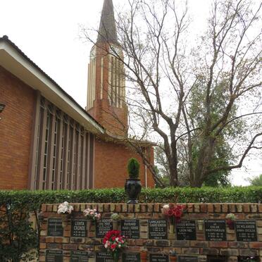 Free State, PARYS, NG Gemeente Parys-Oos, gedenkmuur