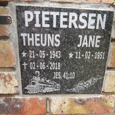 PIETERSEN Theuns 1943-2018 & Jane 1951-
