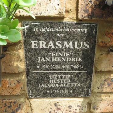 ERASMUS Jan Hendrik 1950-2017 & Hester Jacoba Aletta 1952-