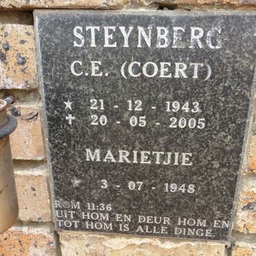 STEYNBERG C.E. 1943-2005 & Marietjie 1948-