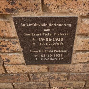 PIETERSE Jan Ernst Pieter 1928-2010 & Jeanetta Paula 1928-2017