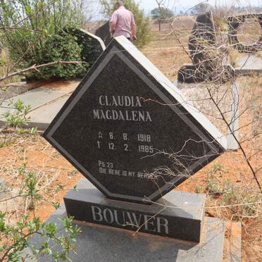 BOUWER Claudia Magdalena 1918-1985