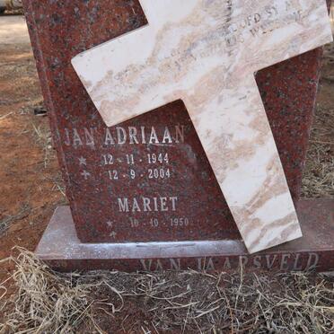 JAARSVELD Jan Adriaan, van 1944-2004 & Mariet 1950-