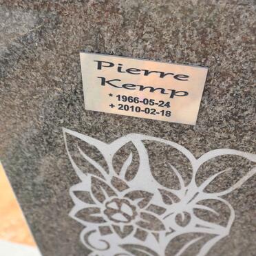 KEMP Pierre 1966-2010