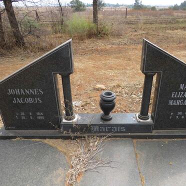 MARAIS Johannes Jacobus 1914-1985 & Maria Elizabeth Margaretha 1915-2012