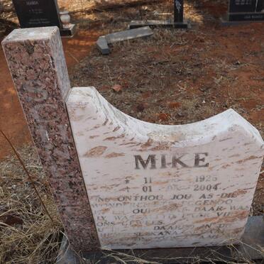 SCHNETLER Mike 1925-2004