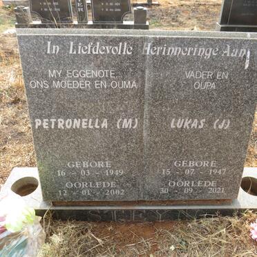 STEYN Lukas J. 1947-2021 & Petronella M. 1949-2002